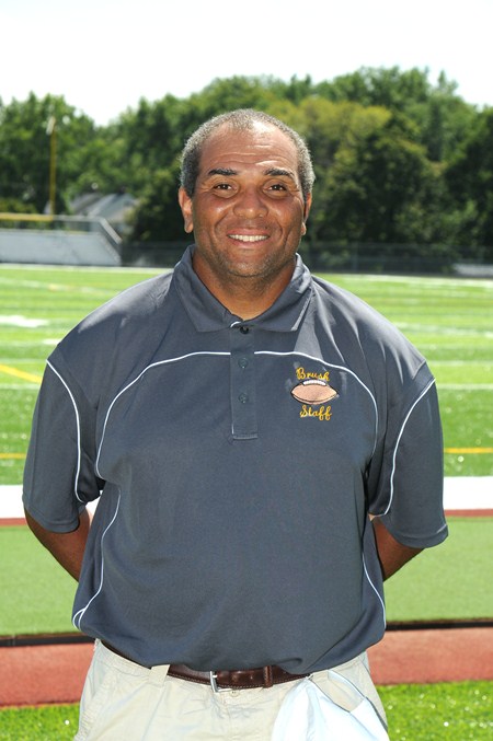 Brush's Cecil Shorts Named Assistant Football Coach of the Year for Northeast Ohio